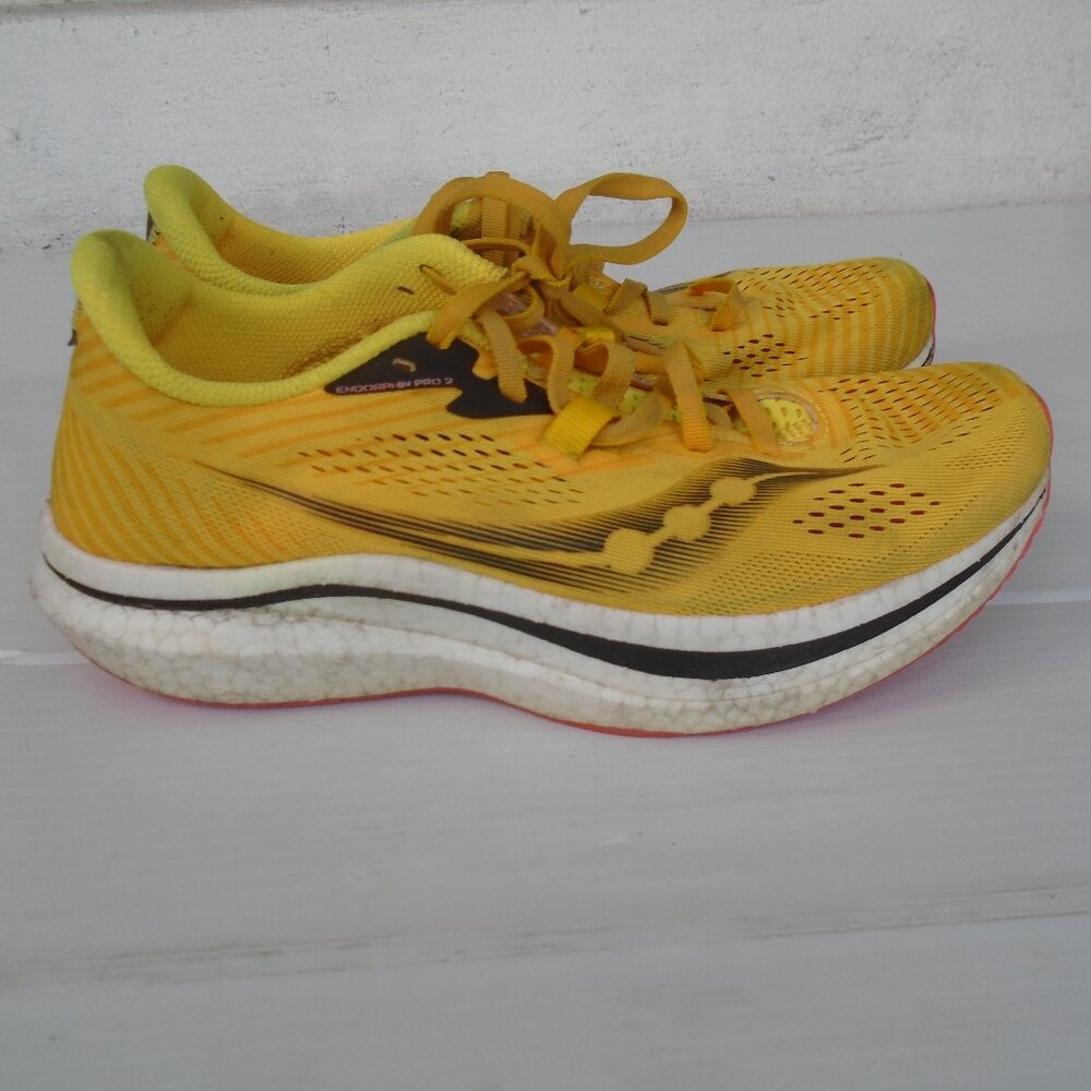 Soucony Endorphin Pro 2 Running Shoes Womens Size 9.5 Vizigold